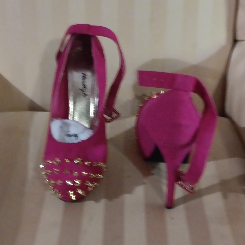 Women's stileto size 10 Fuchsia
